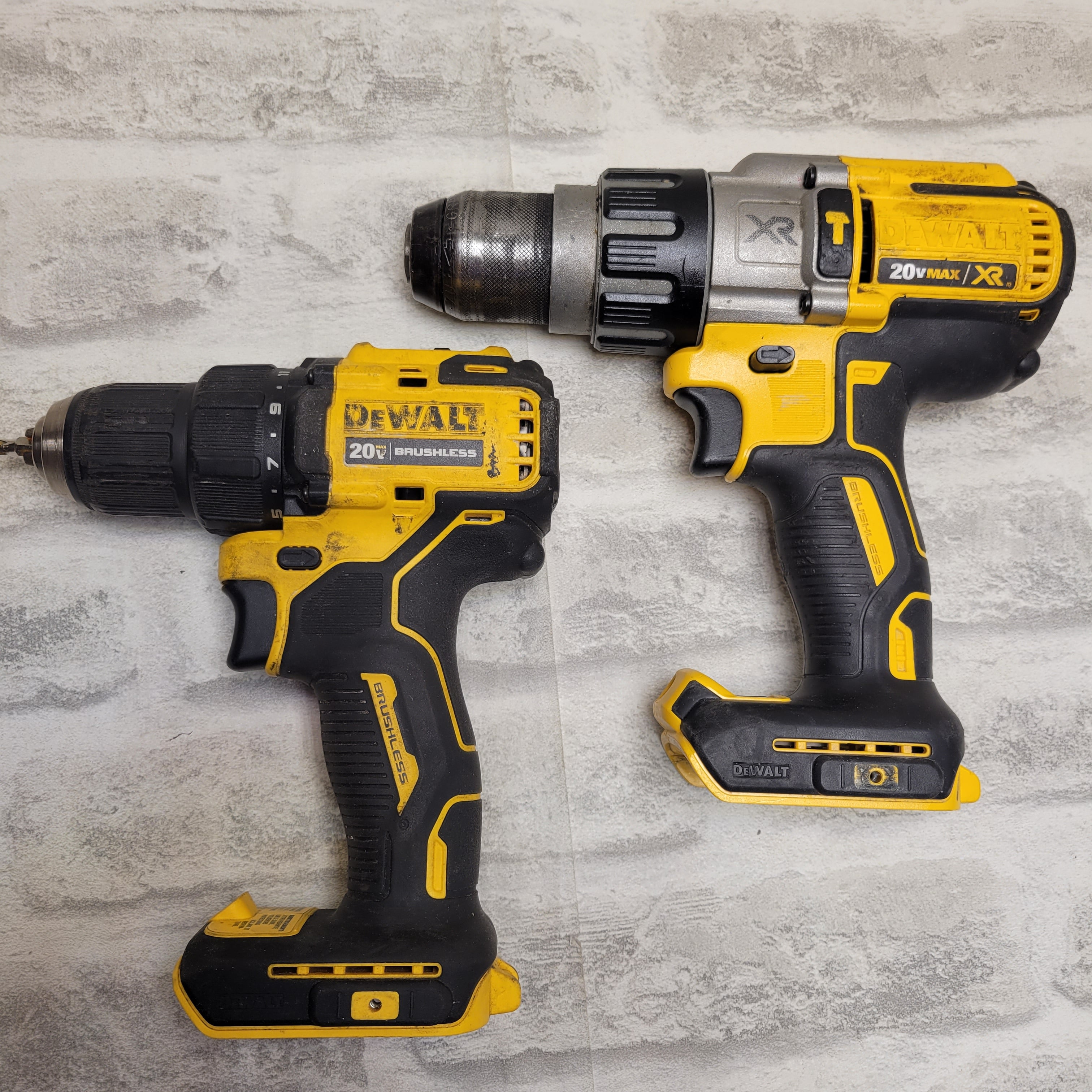 DeWalt 20V 1/2" Cordless drill driver DCD708 and 20V 1/2" Hammerdrill/Drill Driver DCD996 (7913552216302)